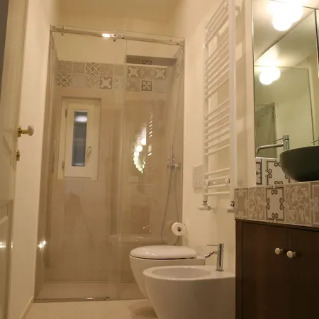 Le Tre Vie & Affittacamere 4*