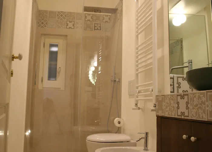 Le Tre Vie & Affittacamere 4*